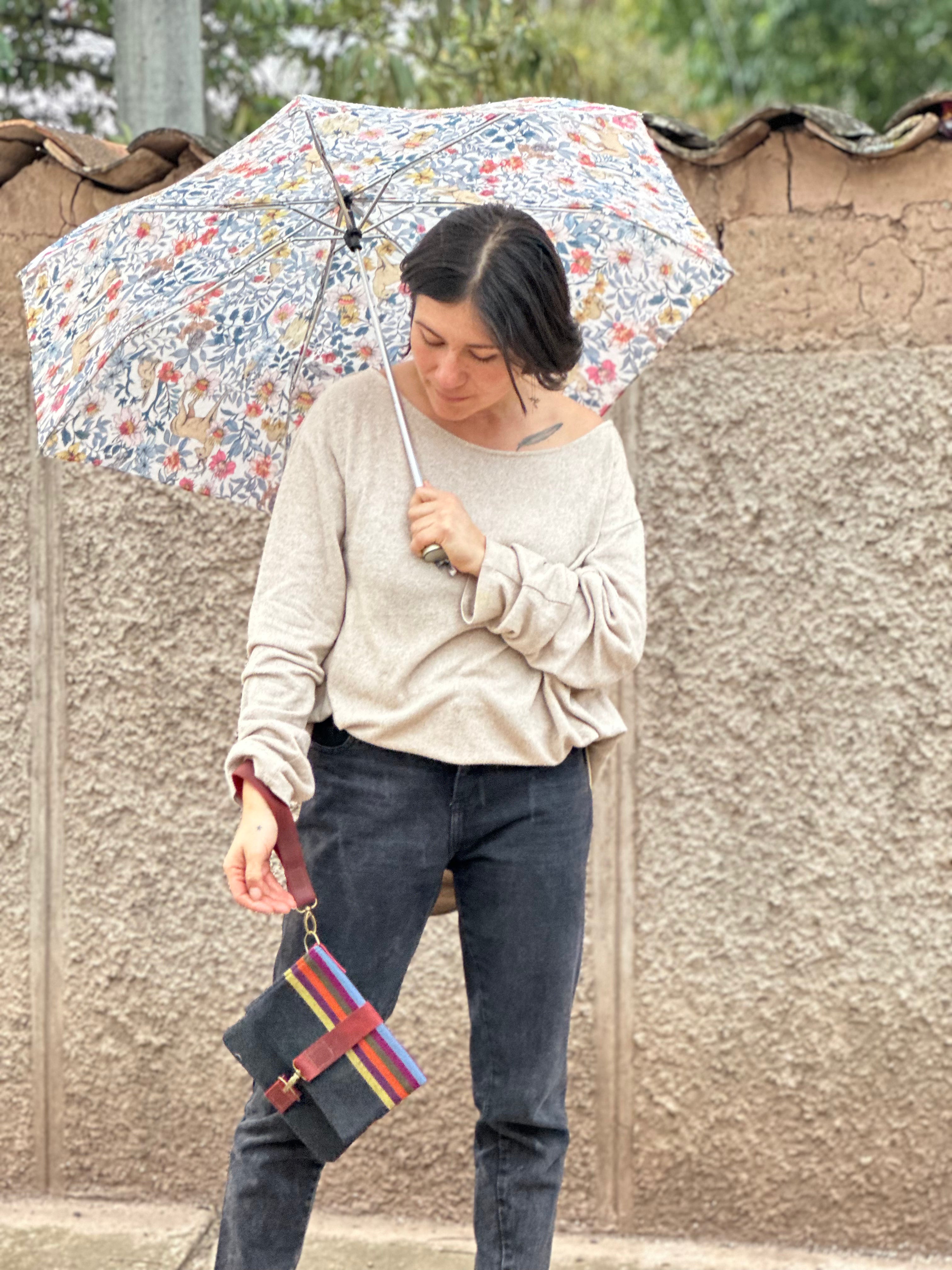 AtyQ'all Essential Andean Envelope Clutch