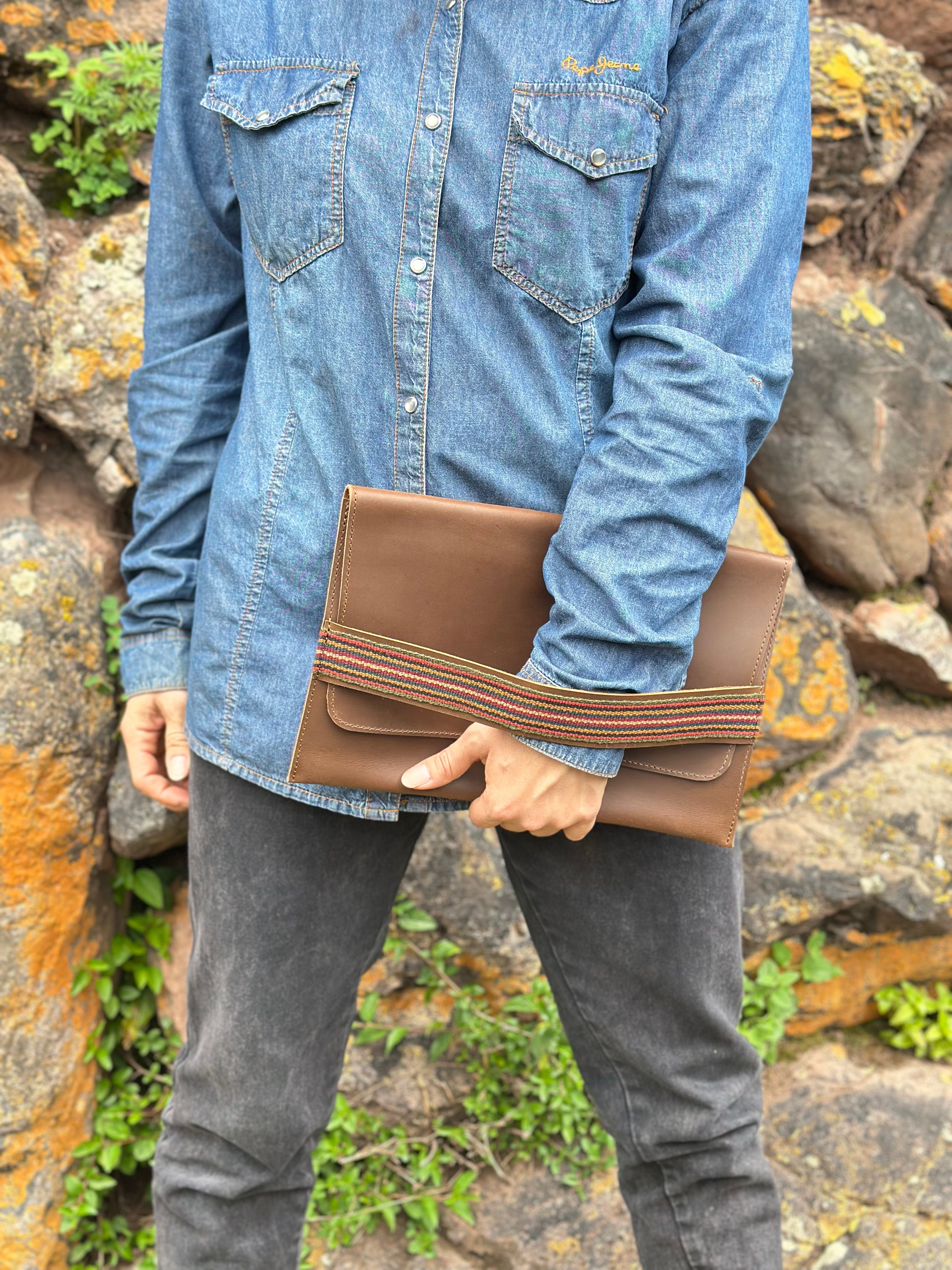 AtyQ'all Clutch Wallet – Andean Chic