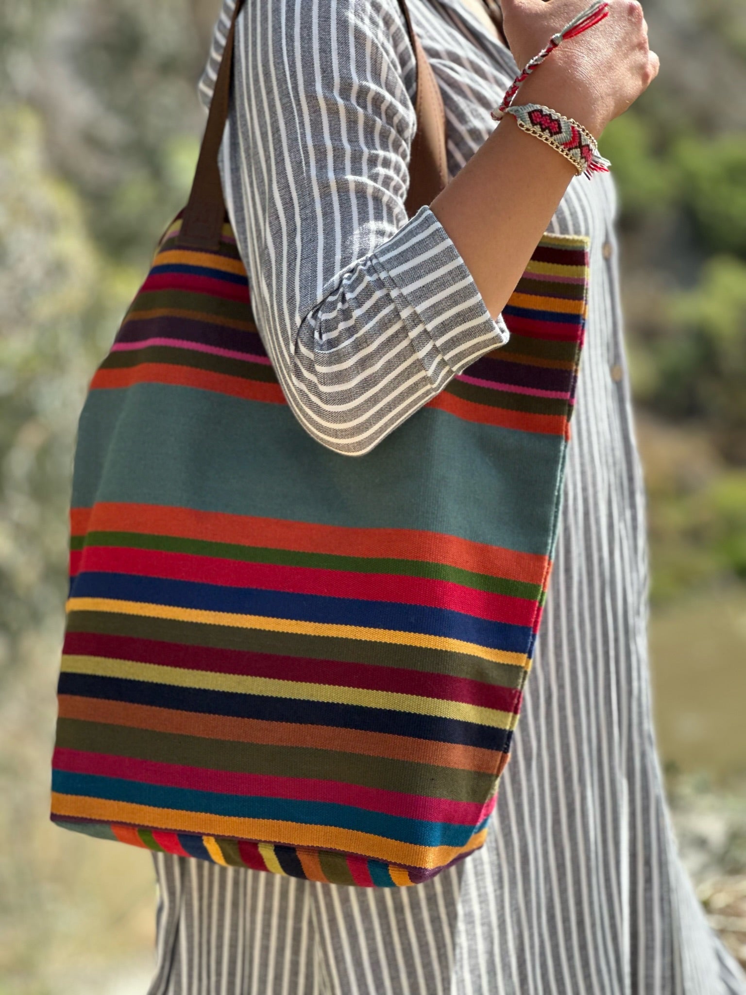 AtyQ'all VyctoriaQ' Pata Pata Tote Bag - Andenería (Quechua)