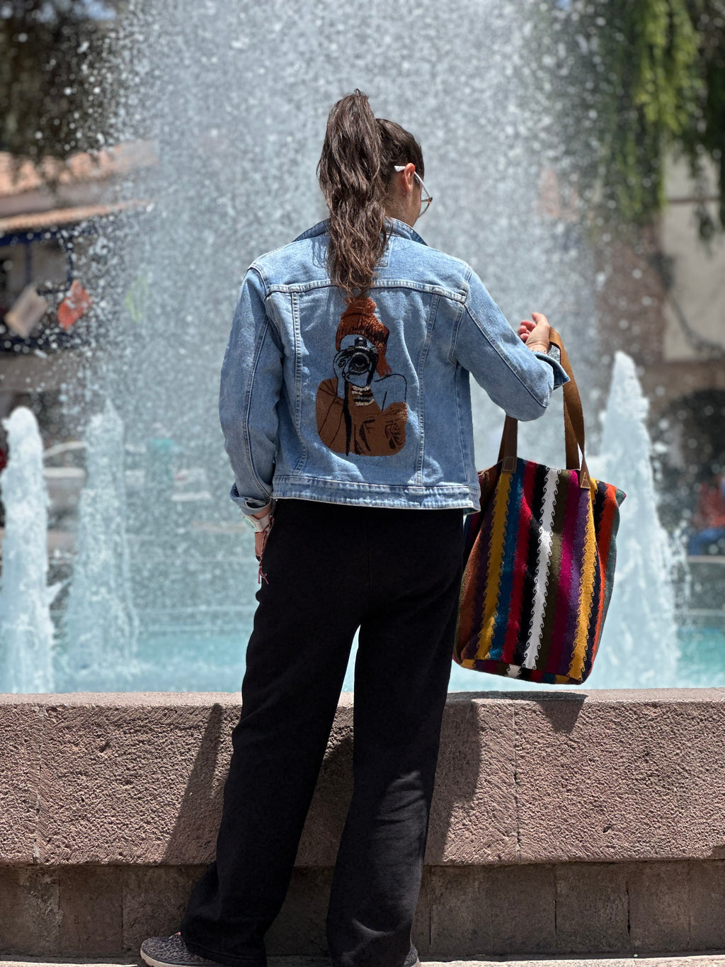 AtyQ'all VyctoriaQ' Qocha Bolso Tote - laguna (Quechua)