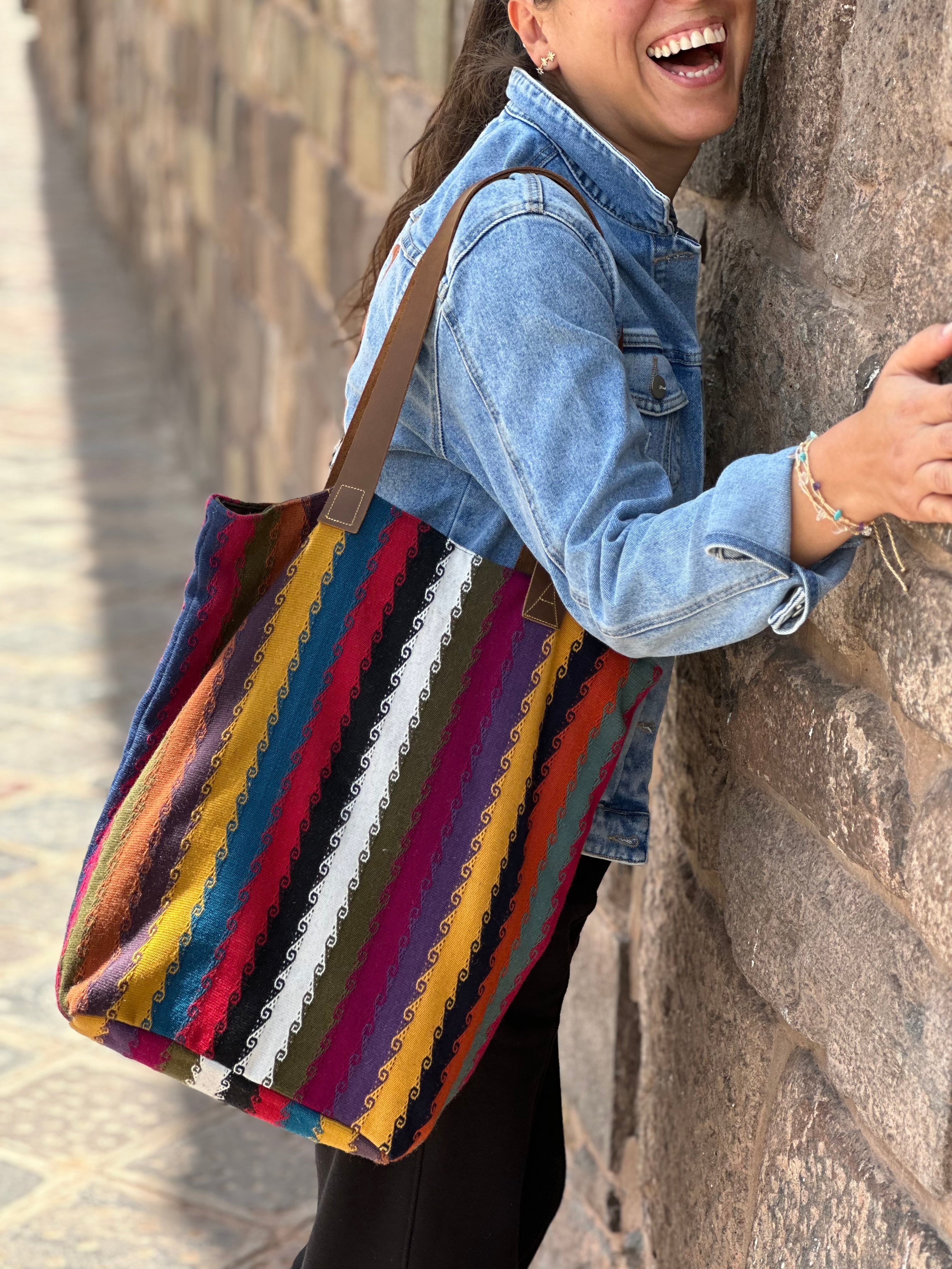 AtyQ’all VyctoriaQ’ Qocha Tote Bag - laguna (Quechua)