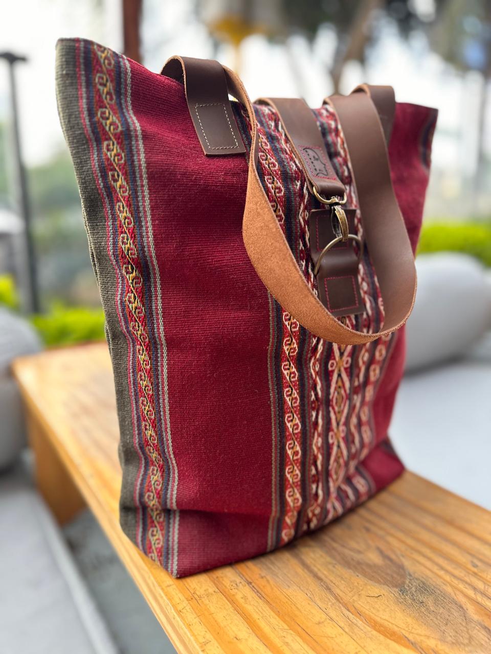 AtyQ'all VyctoriaQ’ Tupananchiskama Tote Bag - “Hasta que Nos Volvamos a Encontrar” (Quechua)